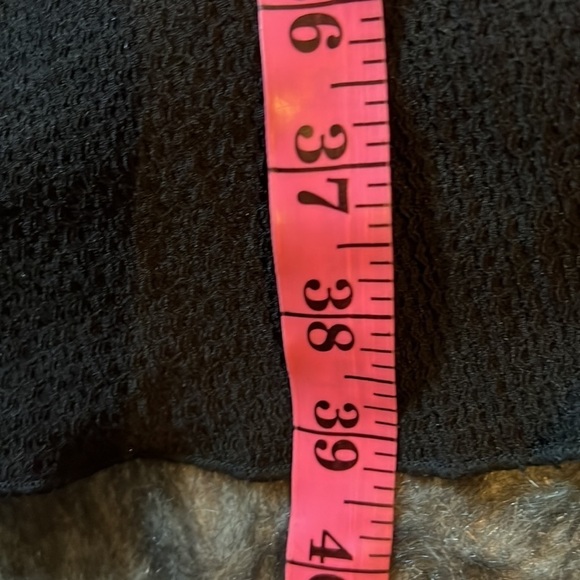 Uniqlo black V-neck puff sleeves  midi dress Sz M - Picture 7 of 10